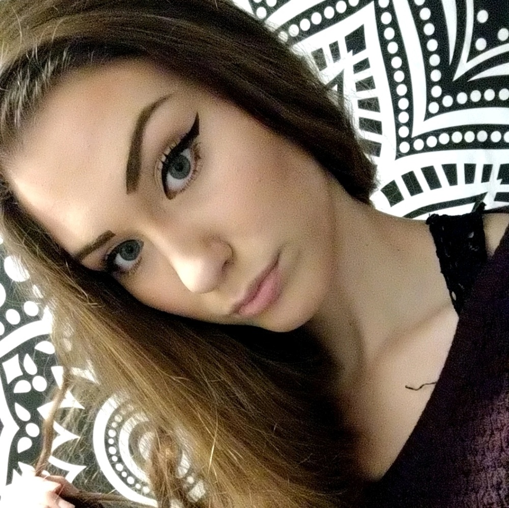 Meet your Posher, Samantha